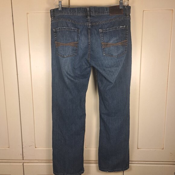 SEVEN7  Men's Straight Fit Medium Wash Denim Jeans Size 36x32 - Picture 2 of 14